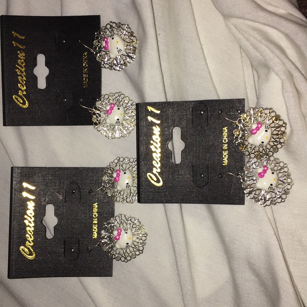 Hello kitty earrings